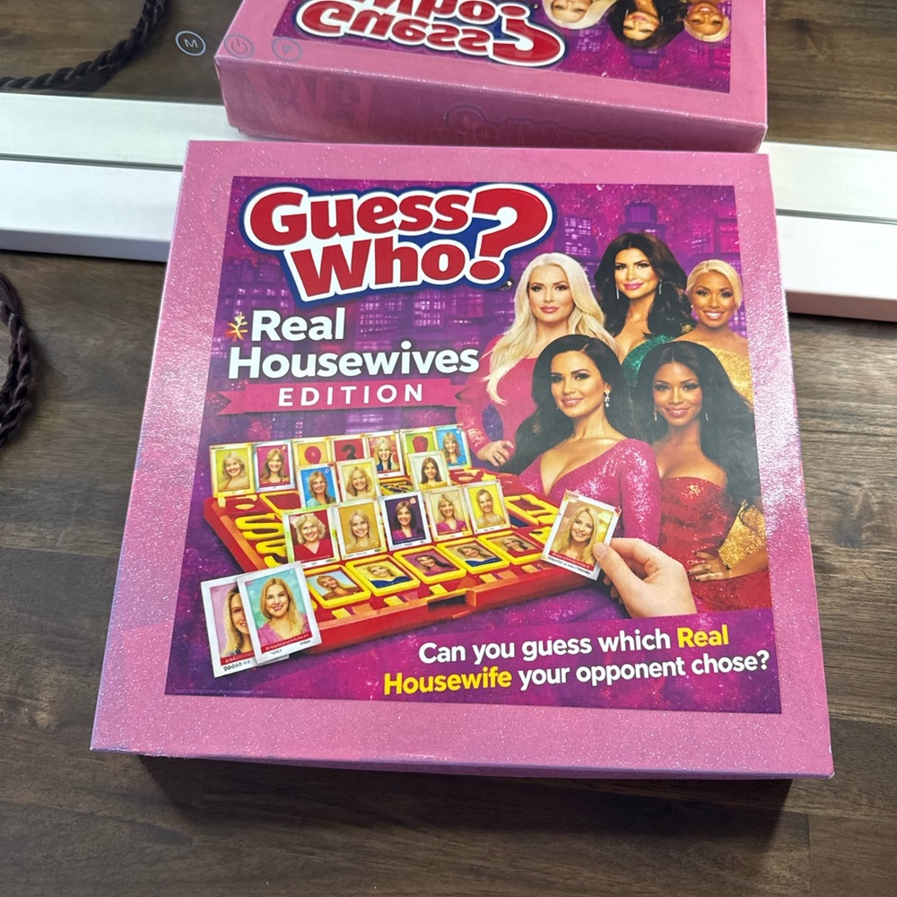 Guess Who? Real Housewives Edition - Pink and Red